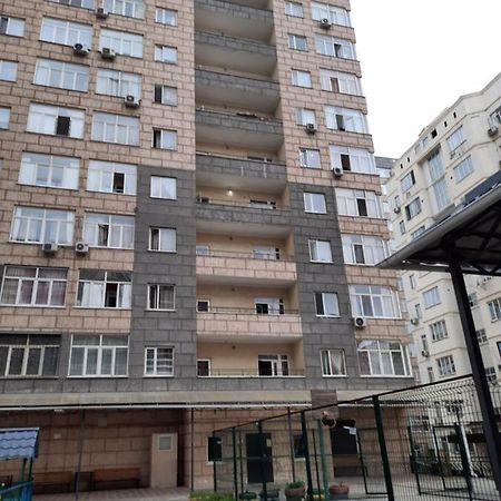 Diplomat Apartments Bishkek Luaran gambar