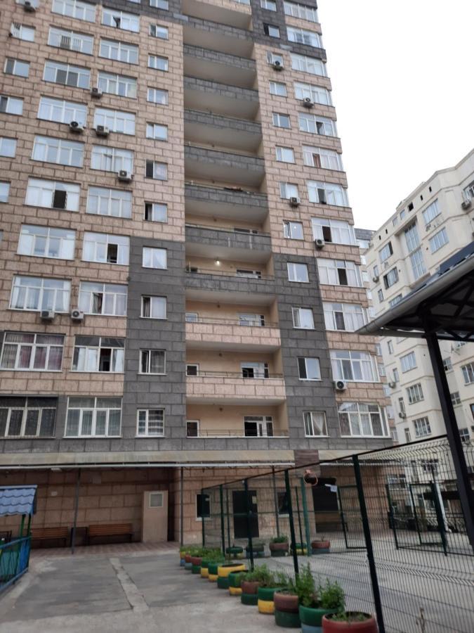 Diplomat Apartments Bishkek Luaran gambar